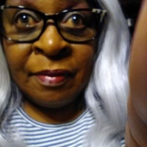 Meet your Posher, Diane